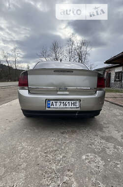 Седан Opel Vectra 2003 в Калуше
