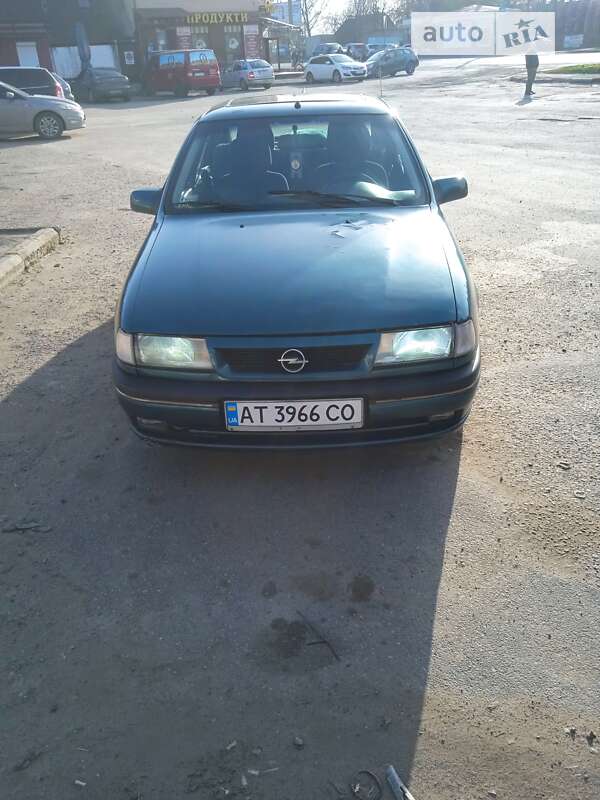 Седан Opel Vectra 1994 в Ивано-Франковске