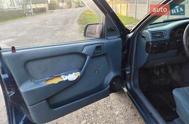 Лифтбек Opel Vectra 1990 в 