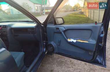 Лифтбек Opel Vectra 1990 в 