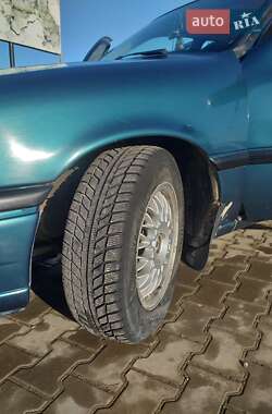 Седан Opel Vectra 1995 в 