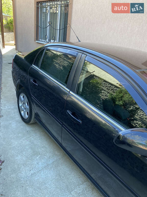 Седан Opel Vectra 2006 в Трускавце