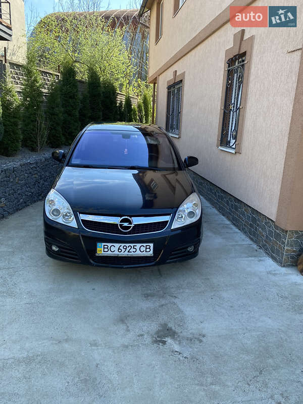 Седан Opel Vectra 2006 в Трускавце