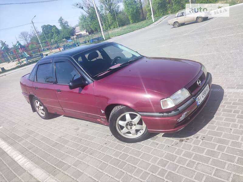 Седан Opel Vectra 1990 в Шишаки