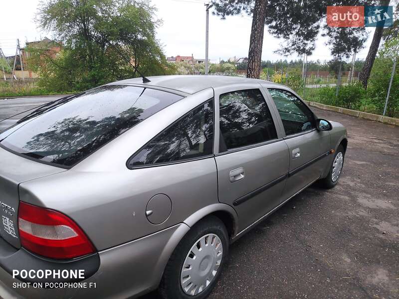 Ліфтбек Opel Vectra 1996 в Вінниці фото 7 Ліфтбек Opel Vectra 1996 в Вінниці