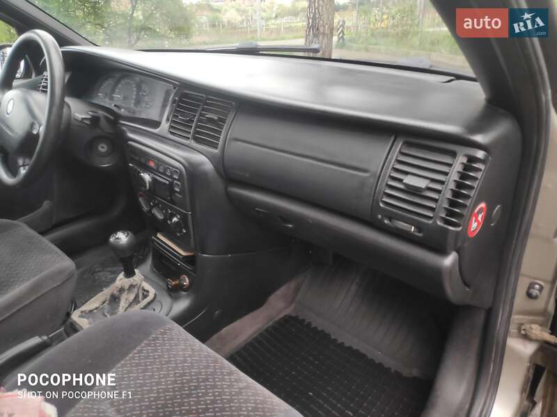 Ліфтбек Opel Vectra 1996 в Вінниці фото 11 Ліфтбек Opel Vectra 1996 в Вінниці