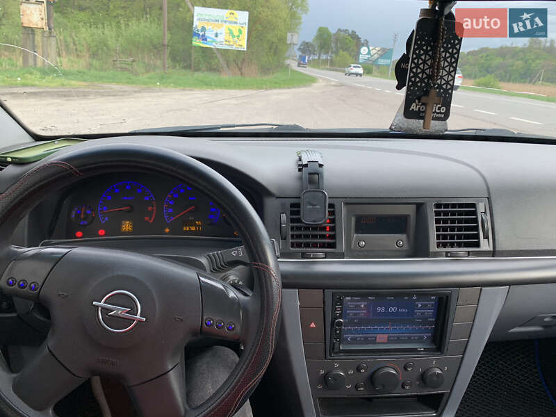 Седан Opel Vectra 2002 в Львові фото 3 Седан Opel Vectra 2002 в Львові