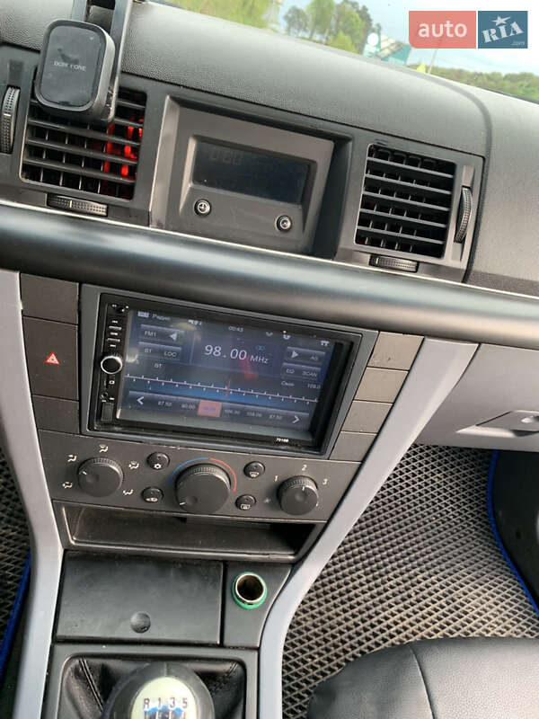 Седан Opel Vectra 2002 в Львові фото 11 Седан Opel Vectra 2002 в Львові