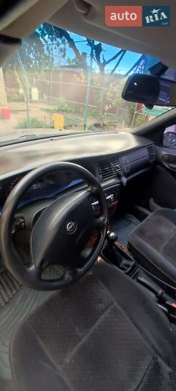 Седан Opel Vectra 1998 в Бершади