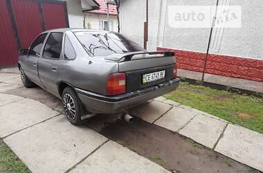 Седан Opel Vectra 1990 в Черновцах