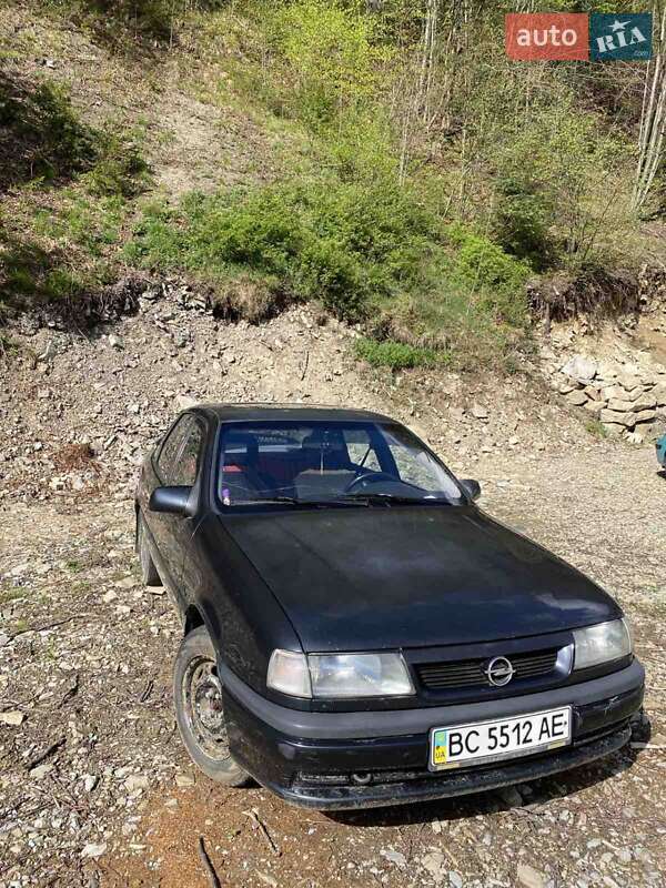 Седан Opel Vectra 1994 в Яремче