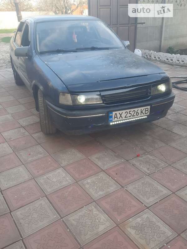 Седан Opel Vectra 1991 в Харькове