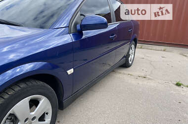 Седан Opel Vectra 2004 в Прилуках
