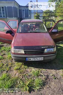 Седан Opel Vectra 1991 в Дубно