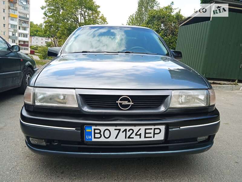 Седан Opel Vectra 1994 в Тернополе