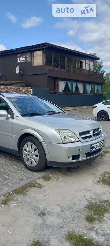 Універсал Opel Vectra 2004 в Рівному