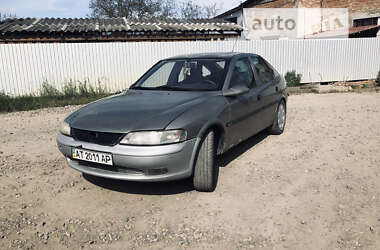 Ліфтбек Opel Vectra 1996 в Коломиї