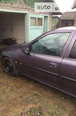 Седан Opel Vectra 1996 в Ужгороде