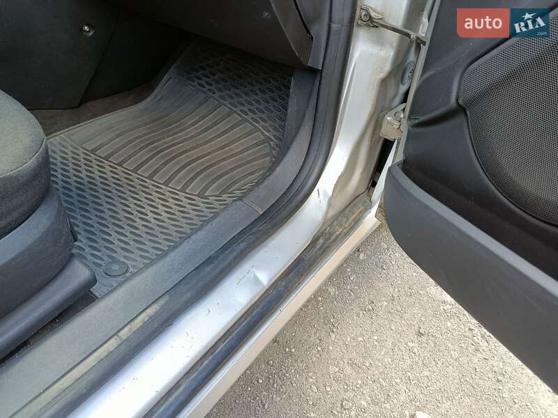 Седан Opel Vectra 2006 в Запорожье