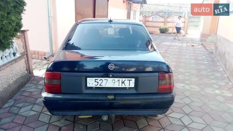 Седан Opel Vectra 1990 в 