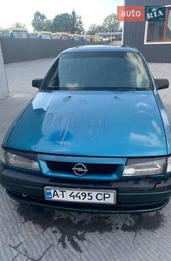 Седан Opel Vectra 1993 в Перемишлянах