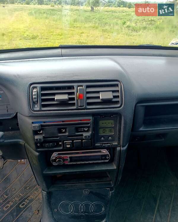Седан Opel Vectra 1994 в Лубнах фото 7 Седан Opel Vectra 1994 в Лубнах