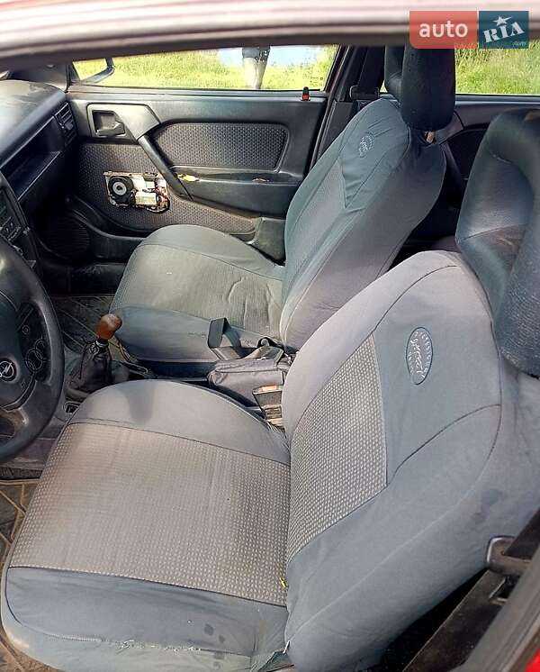 Седан Opel Vectra 1994 в Лубнах фото 9 Седан Opel Vectra 1994 в Лубнах