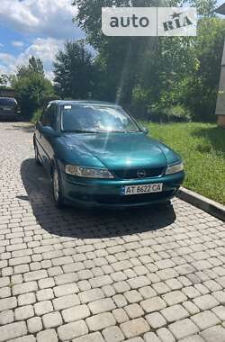 Седан Opel Vectra 2000 в Надвірній