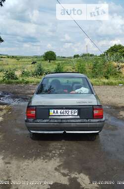 Седан Opel Vectra 1991 в Первомайську