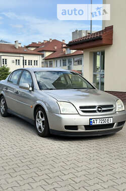 Седан Opel Vectra 2003 в Косове