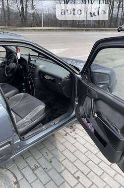 Седан Opel Vectra 1989 в Вінниці