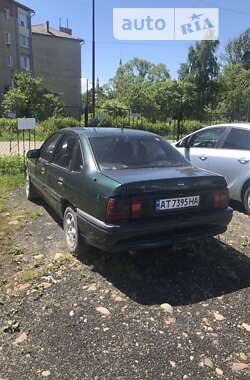 Седан Opel Vectra 1994 в Івано-Франківську