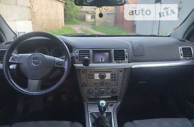 Лифтбек Opel Vectra 2006 в Киеве