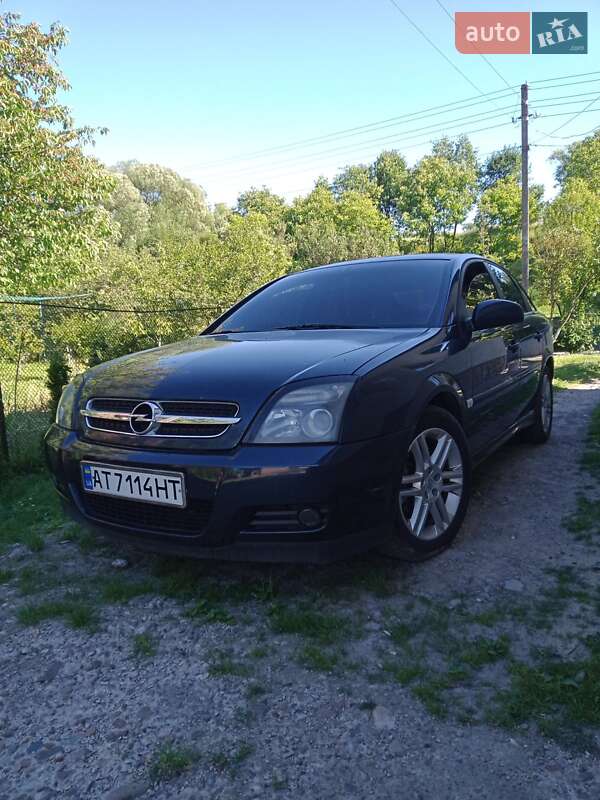Седан Opel Vectra 2002 в Івано-Франківську