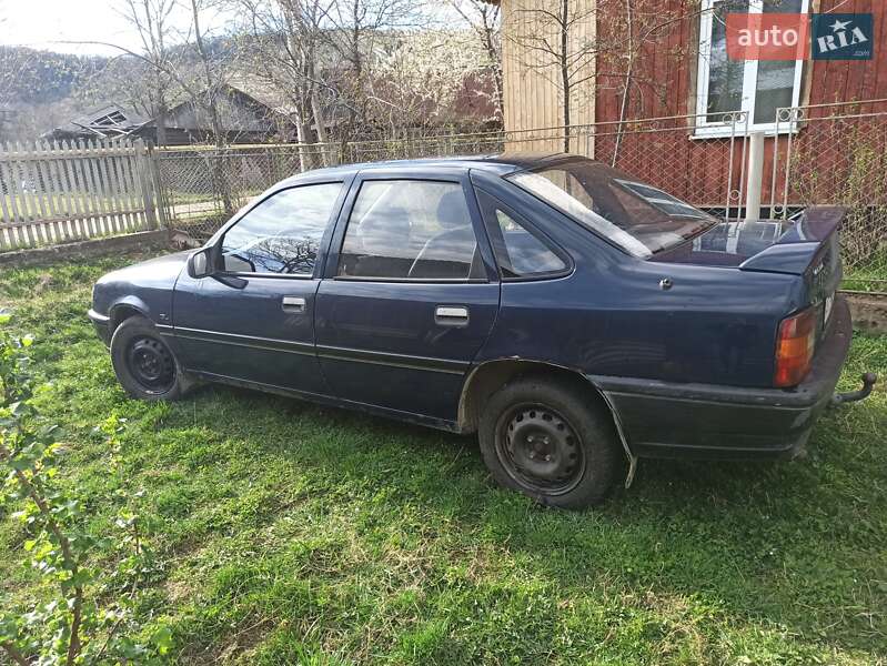 Седан Opel Vectra 1992 в Рожнятове фото 4 Седан Opel Vectra 1992 в Рожнятове