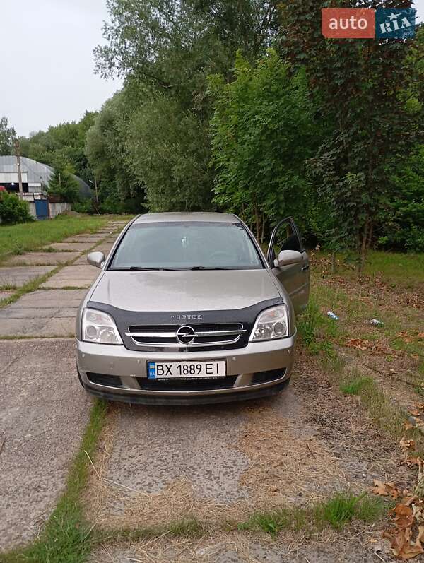 Седан Opel Vectra 2003 в Чернівцях