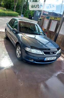 Седан Opel Vectra 1998 в Кам'янському