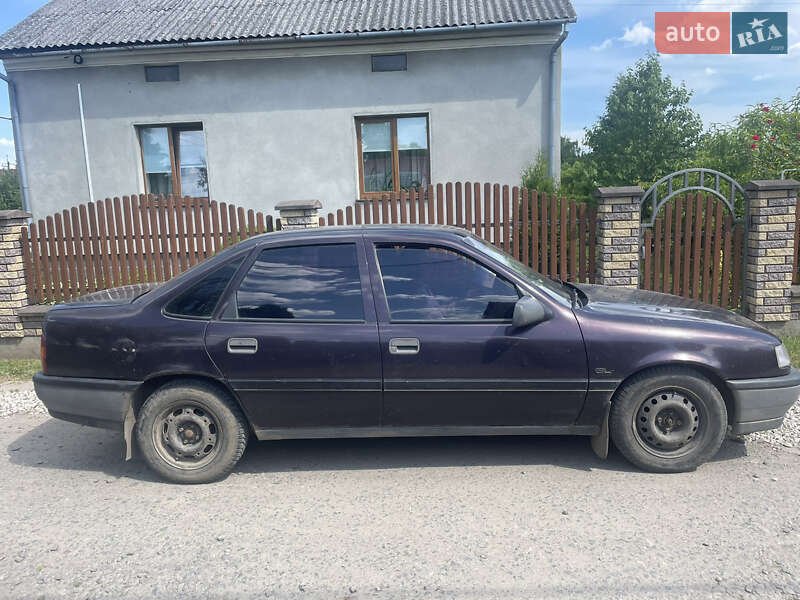 Седан Opel Vectra 1991 в Судовой Вишне фото 6 Седан Opel Vectra 1991 в Судовой Вишне