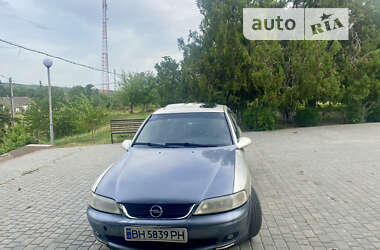 Лифтбек Opel Vectra 1996 в Болграде