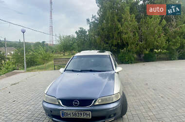 Лифтбек Opel Vectra 1996 в Болграде