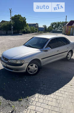 Седан Opel Vectra 1998 в Дунаївцях