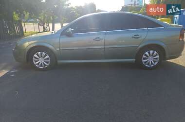 Ліфтбек Opel Vectra 2004 в 