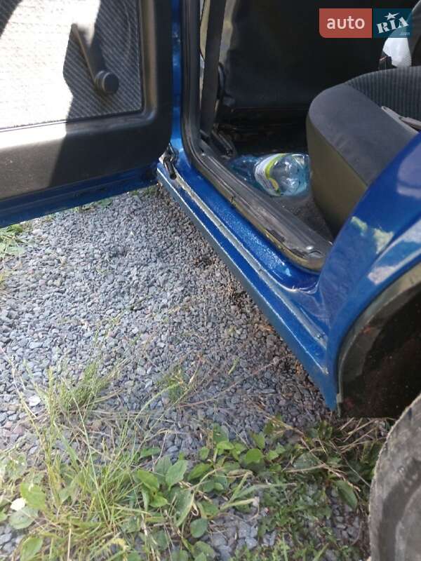 Седан Opel Vectra 1989 в Львові