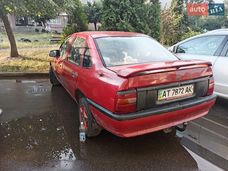 Седан Opel Vectra 1989 в Калуше