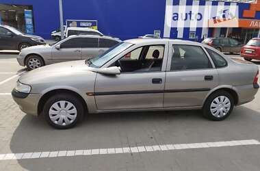 Седан Opel Vectra 1996 в Івано-Франківську