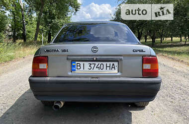 Седан Opel Vectra 1991 в Охтирці