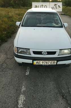 Ліфтбек Opel Vectra 1993 в Дніпрі