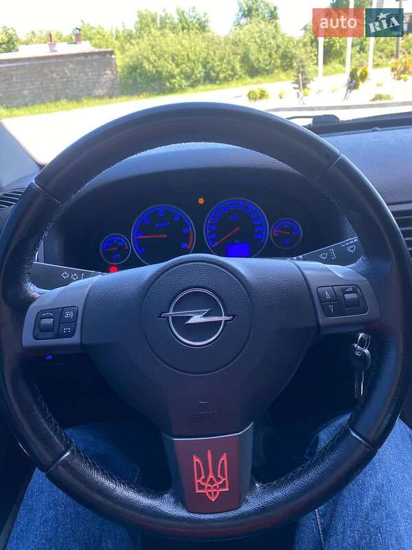 Універсал Opel Vectra 2007 в Трускавці