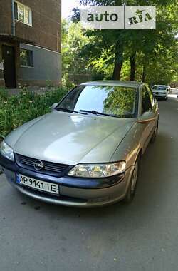 Седан Opel Vectra 1998 в Запоріжжі