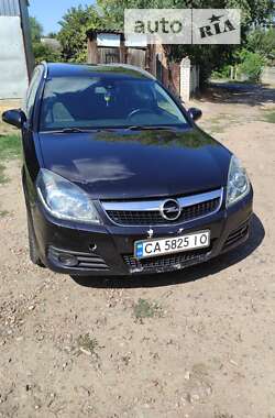 Универсал Opel Vectra 2006 в Голованевске